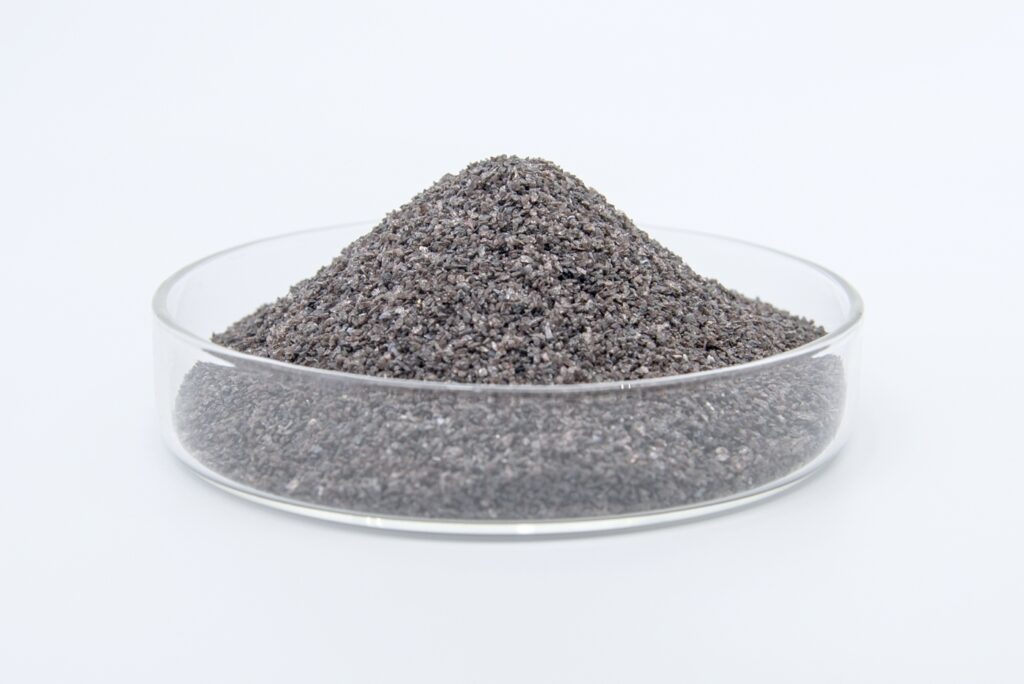 What are the usages of brown fused alumina in sandblasting? News -2-Brown fused alumina-Haixu Abrasives