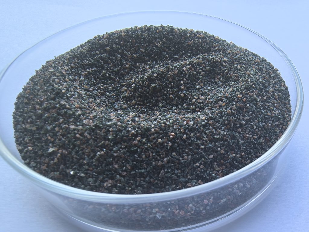Manufacturer Sandblasting Media Green Garnet Omphacite 80 mesh -1-Brown fused alumina-Haixu Abrasives